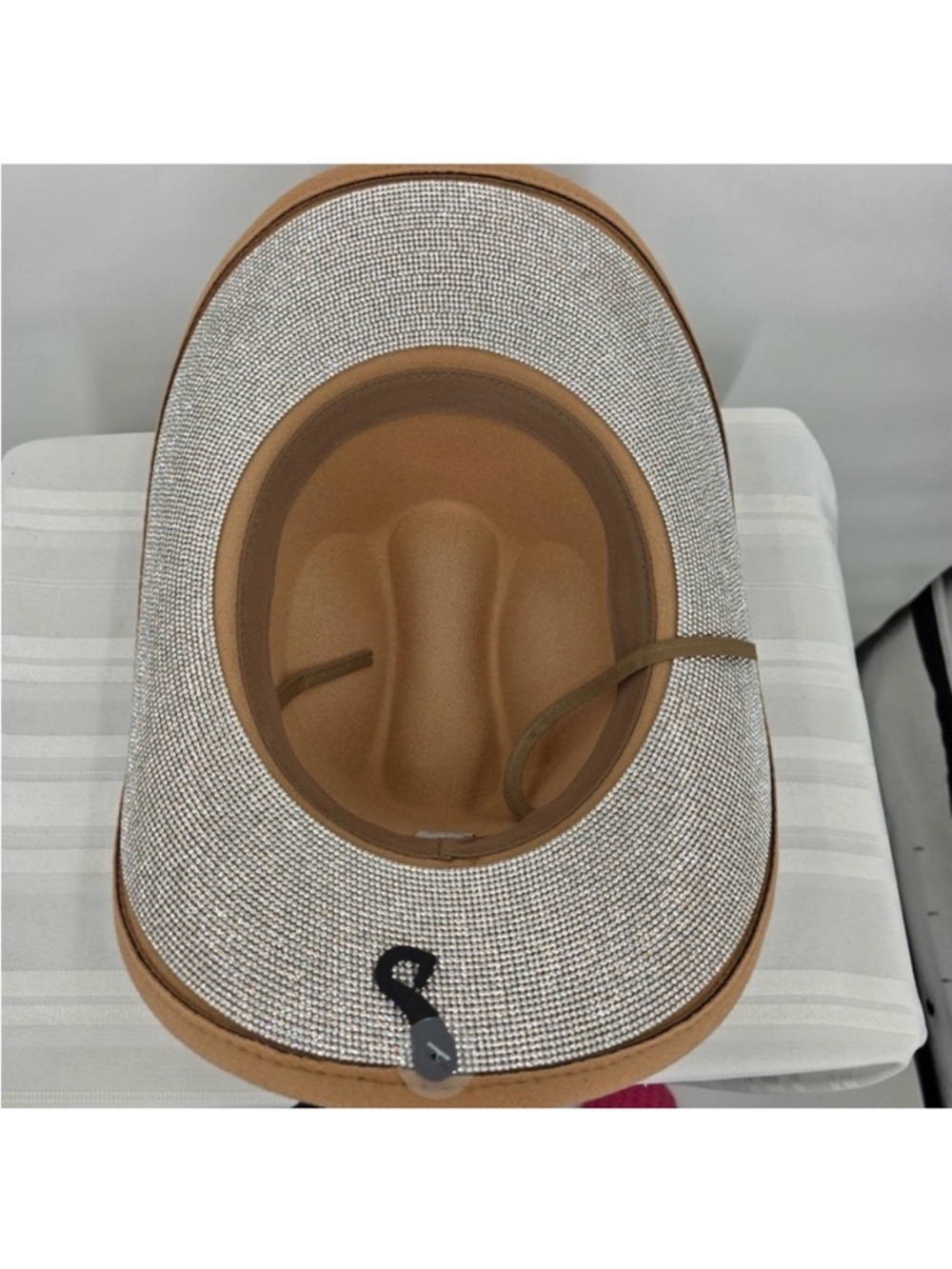 Western Cowgirl Hat with Crystal Band and brim - Picture 4 of 6